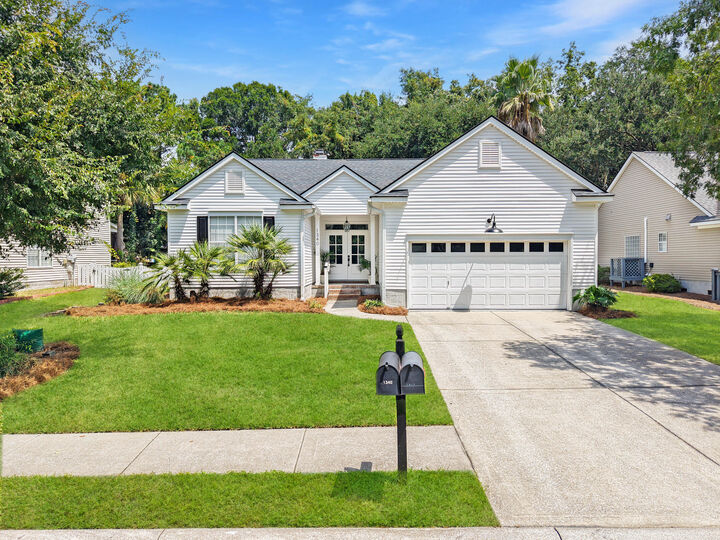 1340 Wild Olive Drive  Mount Pleasant SC 29464 photo