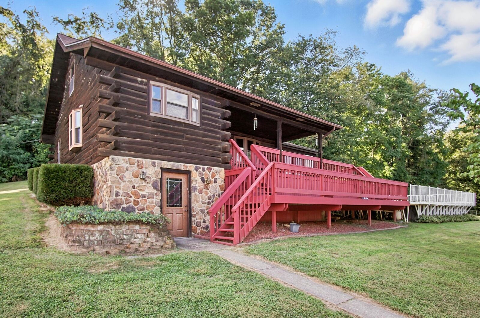 Property Photo:  8916 Newark Road  OH 43830 