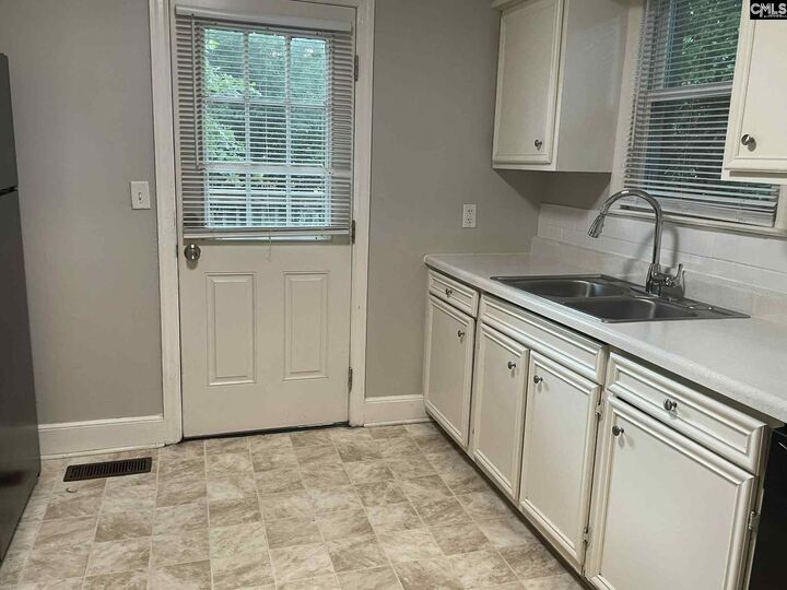 Property Photo: 1439 Dahlia SC 29205
