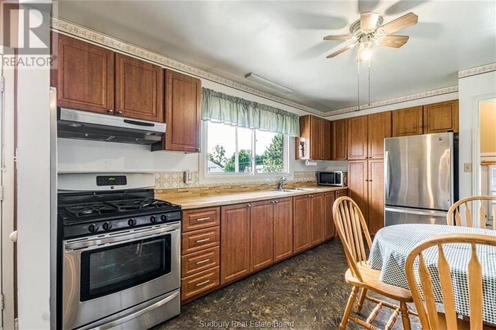 Property Photo:  8 Arlington E Drive  ON P0M 1R0 