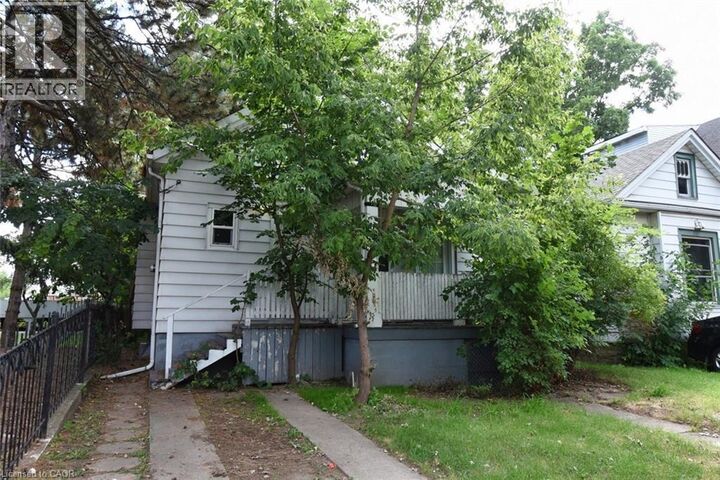 Property Photo:  167 Prospect Street South  ON L8M 2Z5 