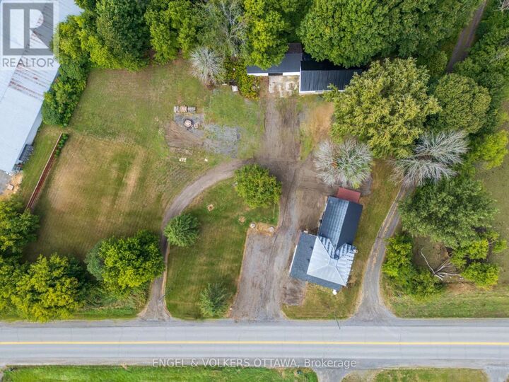 Property Photo:  3012 County 21 Road  ON K0E 1X0 