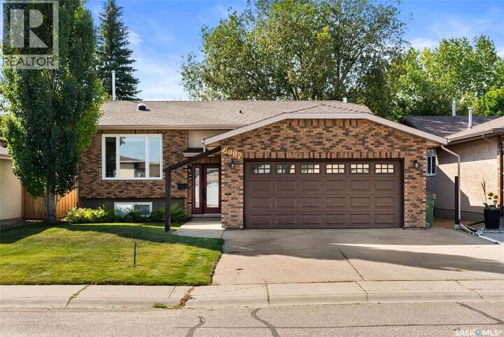 Property Photo: 6007 Ehrle Crescent SK S4X 4C8