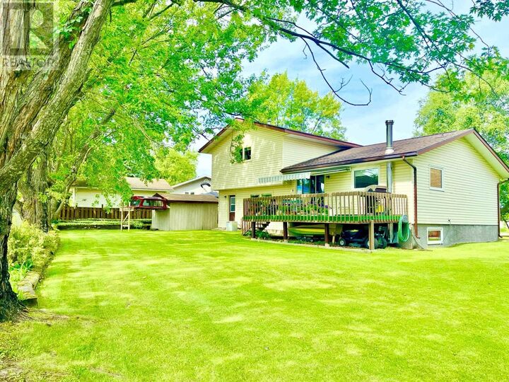 Property Photo: 10 Bertha Pl ON P8N 3C8