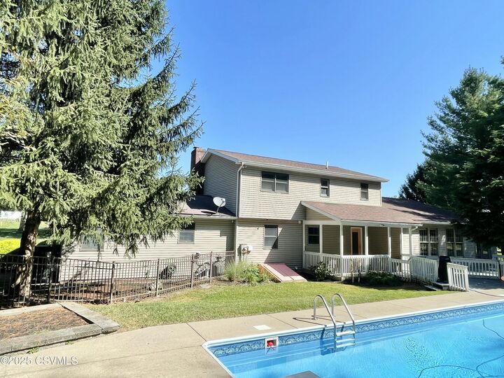 Property Photo: 185 Villa Vista Drive PA 17837