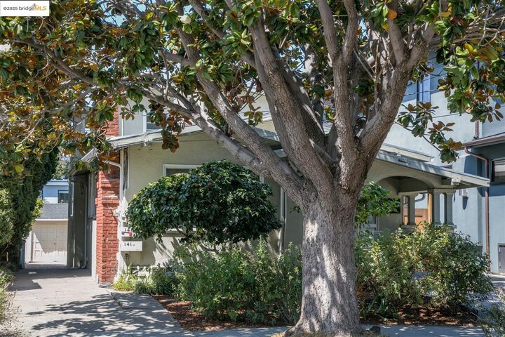 Property Photo:  1412 Peralta Ave  CA 94702