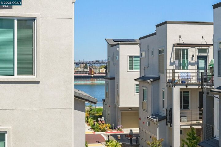 Property Photo: 2853 Cathwood Lane CA 94501