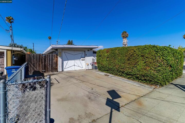 Property Photo:  27707 La Porte Ave  CA 94545 