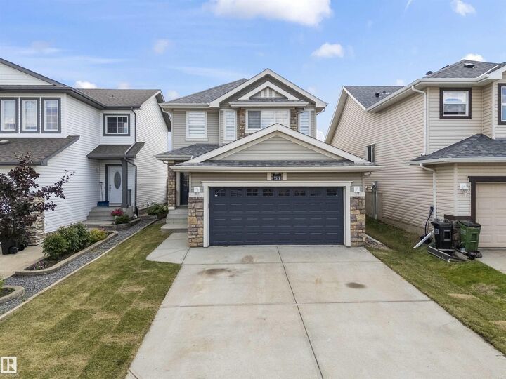 7519 170 Avenue NW  Edmonton AB T5Z 0B2 photo