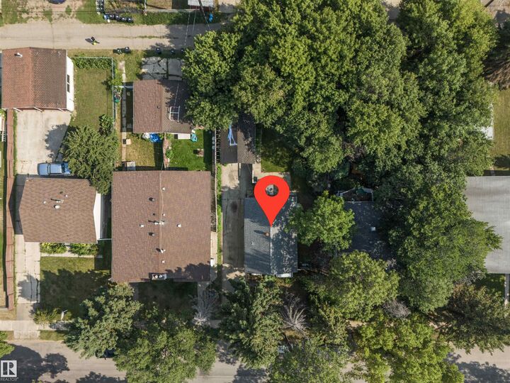 Property Photo: 11819 45 St NW AB T5W 2T3