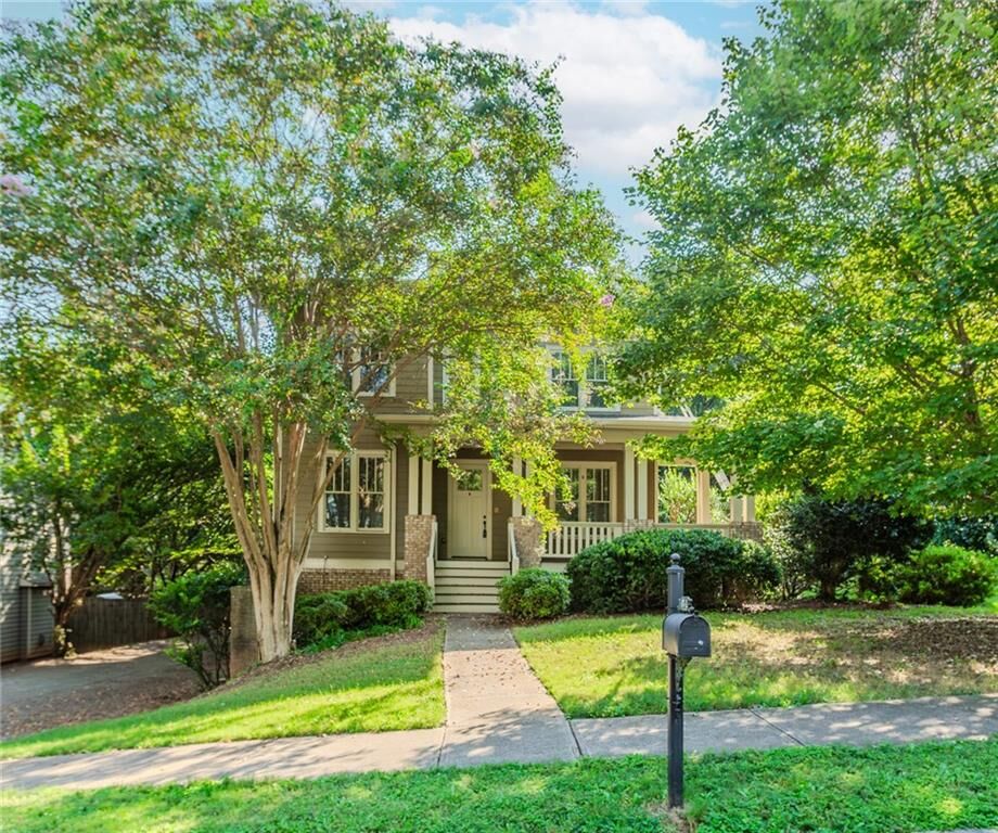 Property Photo: 831 Milam Circle GA 30021