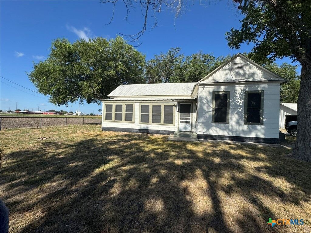 Property Photo:  4790 N State Highway 123  TX 78155 