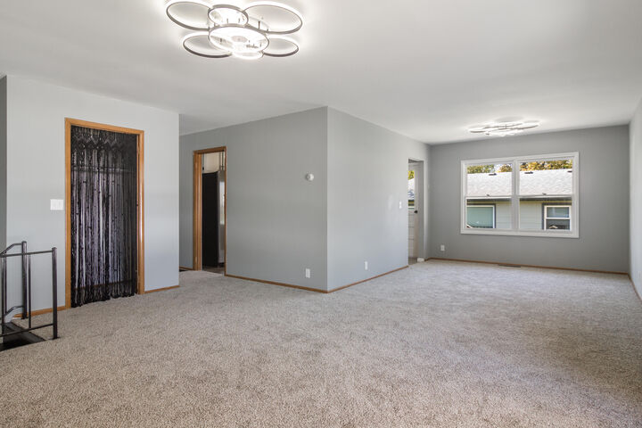 Property Photo: 716 E Stewart Drive IN 47978