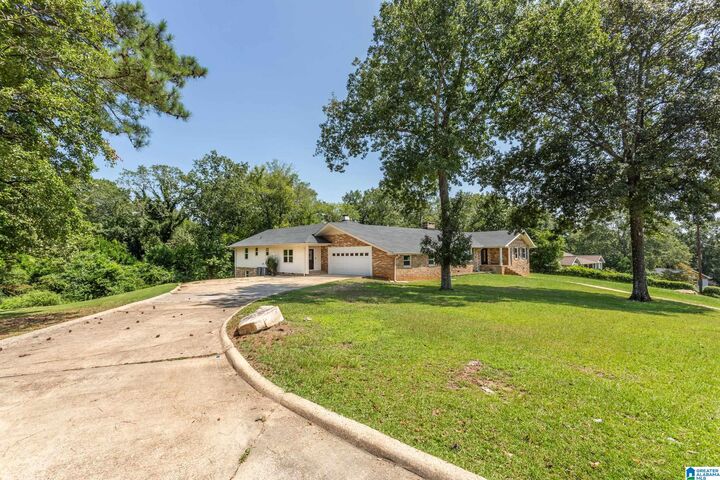 Property Photo:  7 Christopher Way  AL 36207 