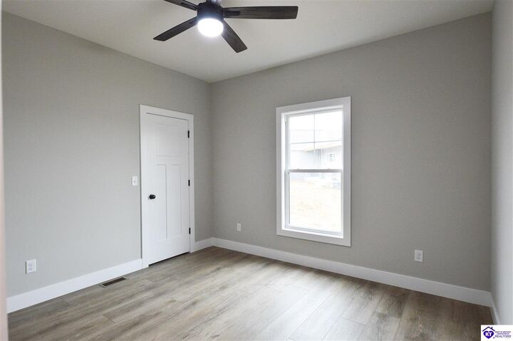 Property Photo:  50 D Wayne Circle  KY 42701 