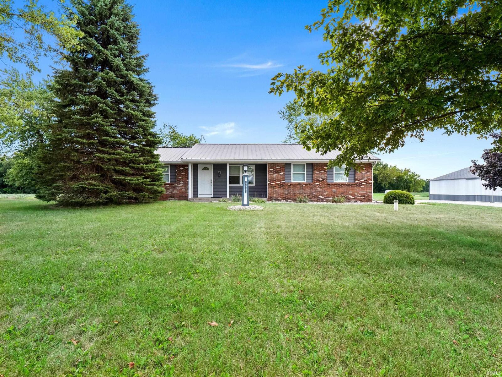 Property Photo:  6688 County Road 44 Road  IN 46721 