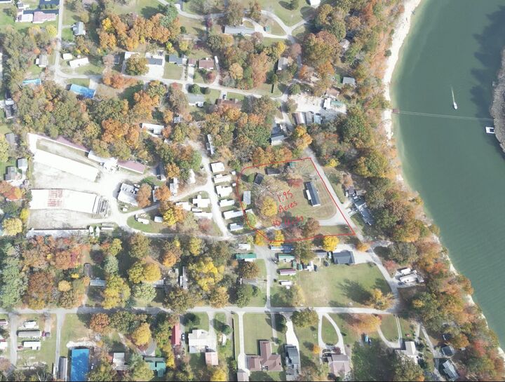 Property Photo:  870 Lakeview Drive  KY 42503 