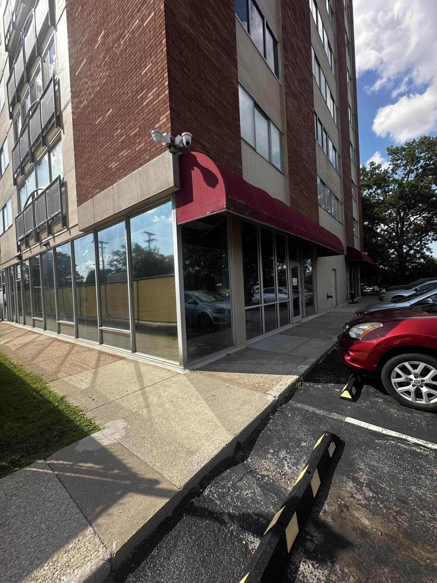 Property Photo:  2121 Nicholasville Road  KY 40503 