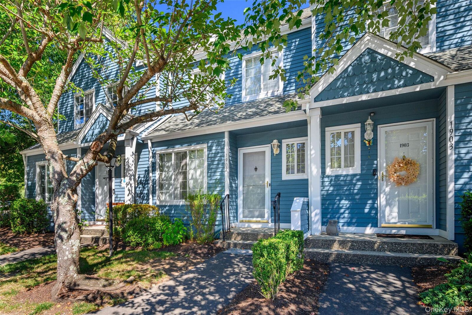 Property Photo:  1902 Dunhill Drive  NY 10509 