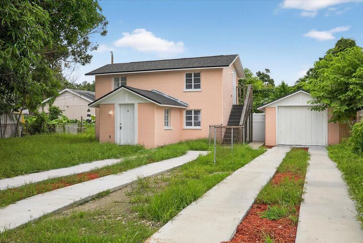 Property Photo: 2710 53rd Avenue N FL 33714