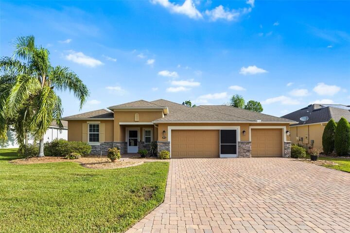 Property Photo: 4513 Antietam Creek Trail FL 34748