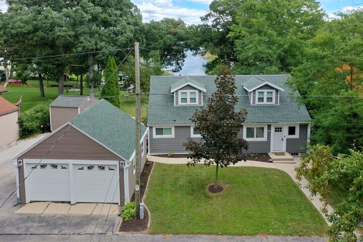 Property Photo: 6605 Willow Ln WI 53185