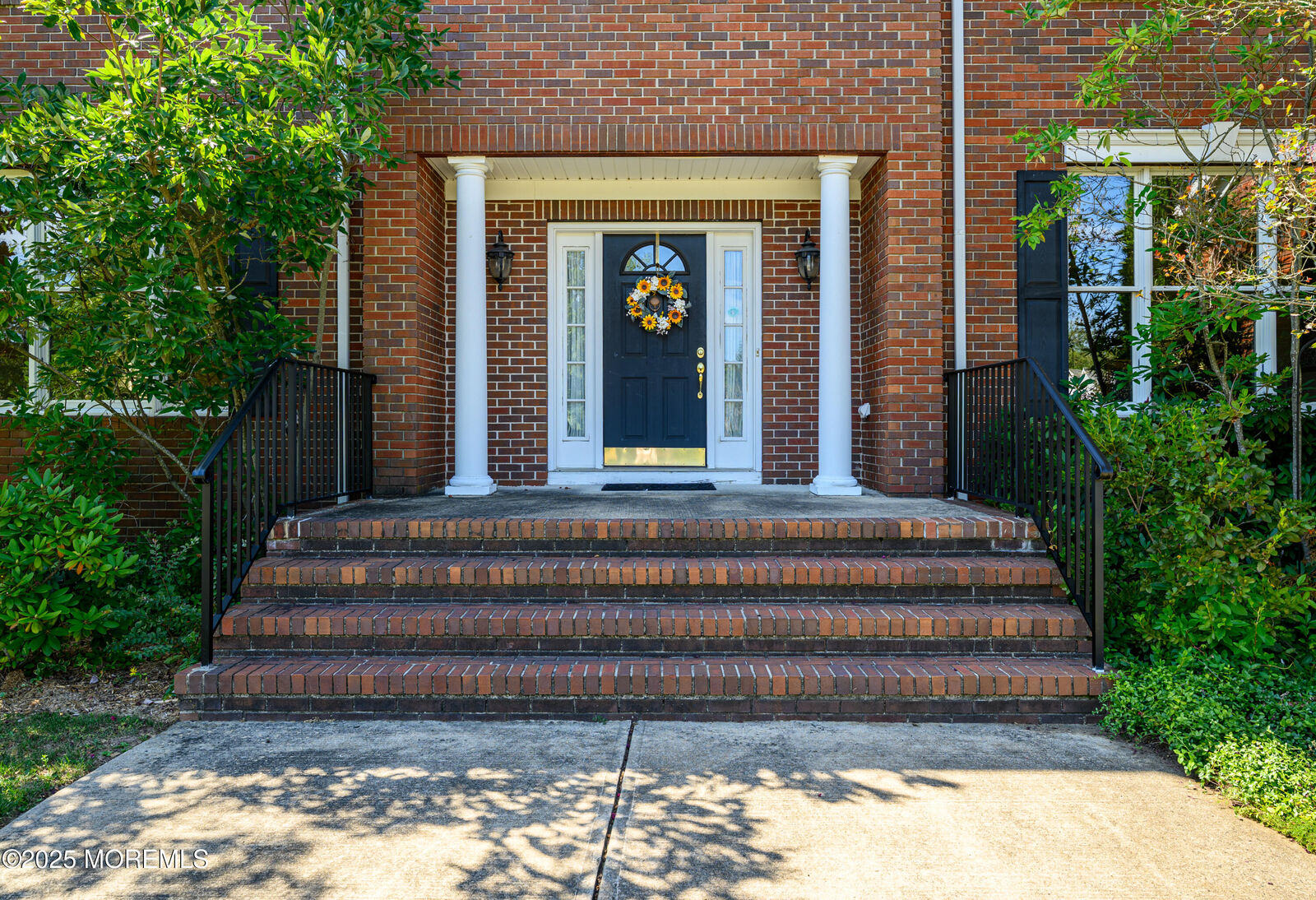 Property Photo: 2304 Donna Dee Court NJ 08755