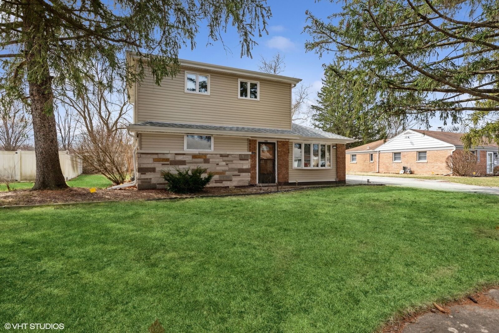 Property Photo:  9 Apple Lane  IL 60466 