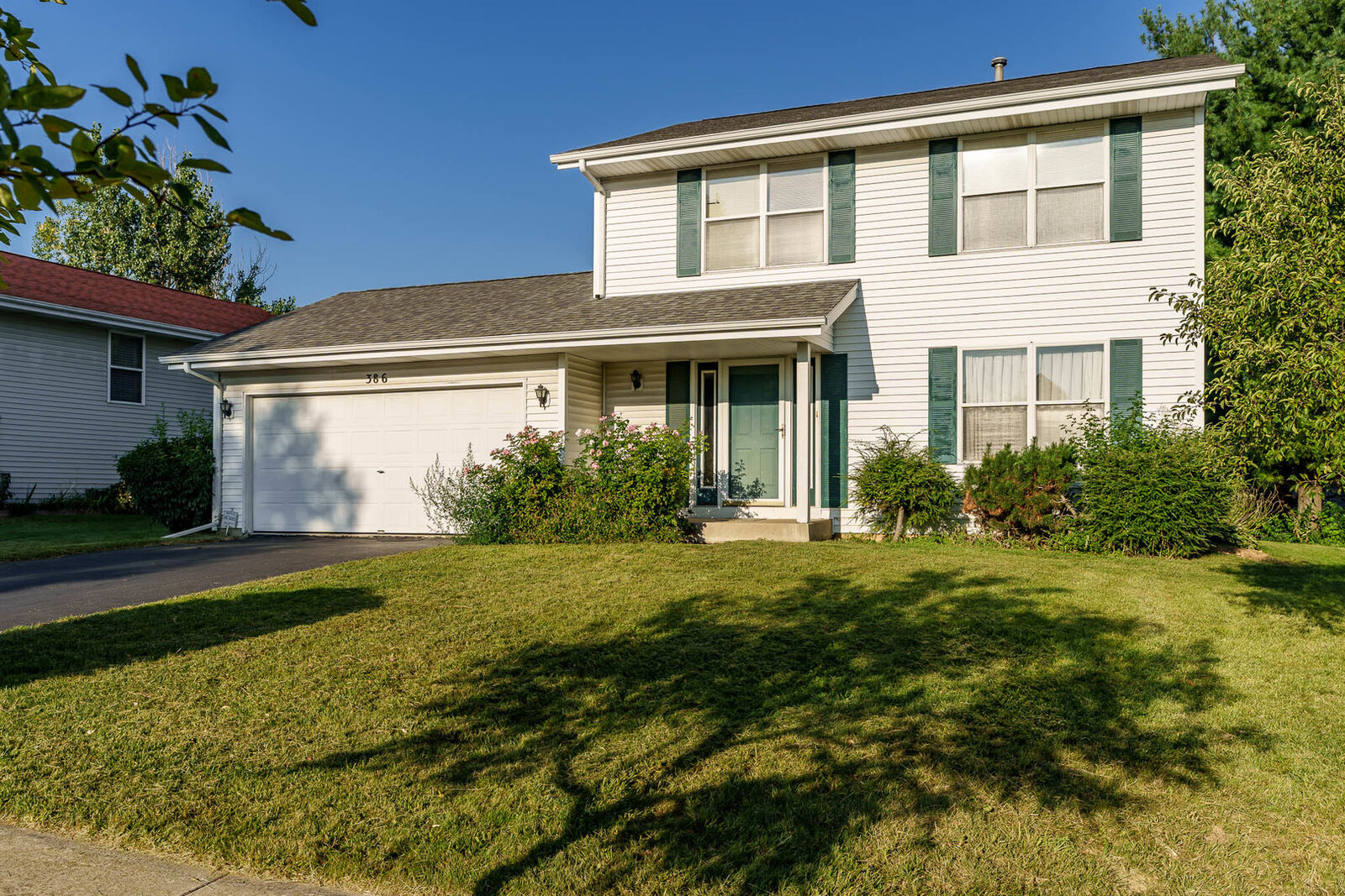 Property Photo:  386 Brett Place  IL 61107 