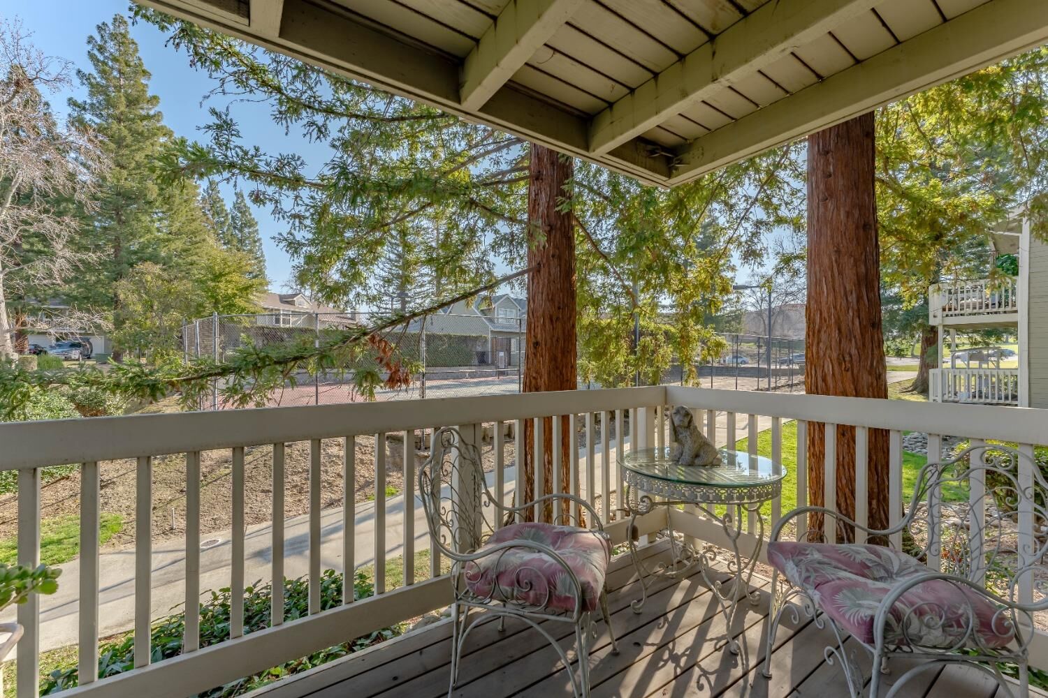 Property Photo: 121 Valley Oak Dr. CA 95678