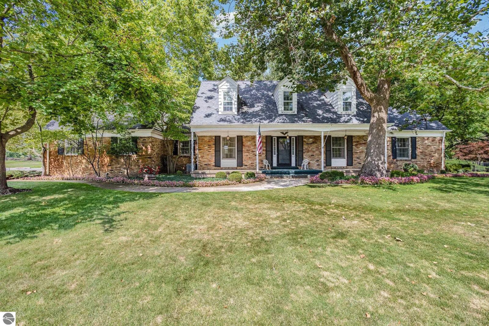 Property Photo:  511 Fairlane Drive  MI 48801