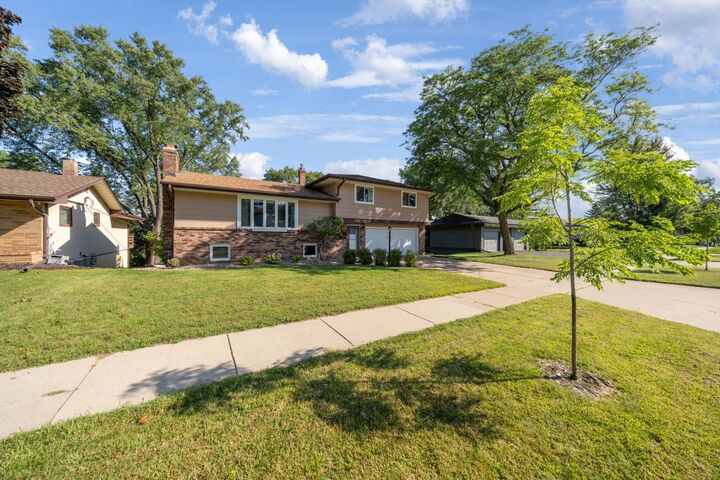 Property Photo: 2179 Upper Afton Road E MN 55119