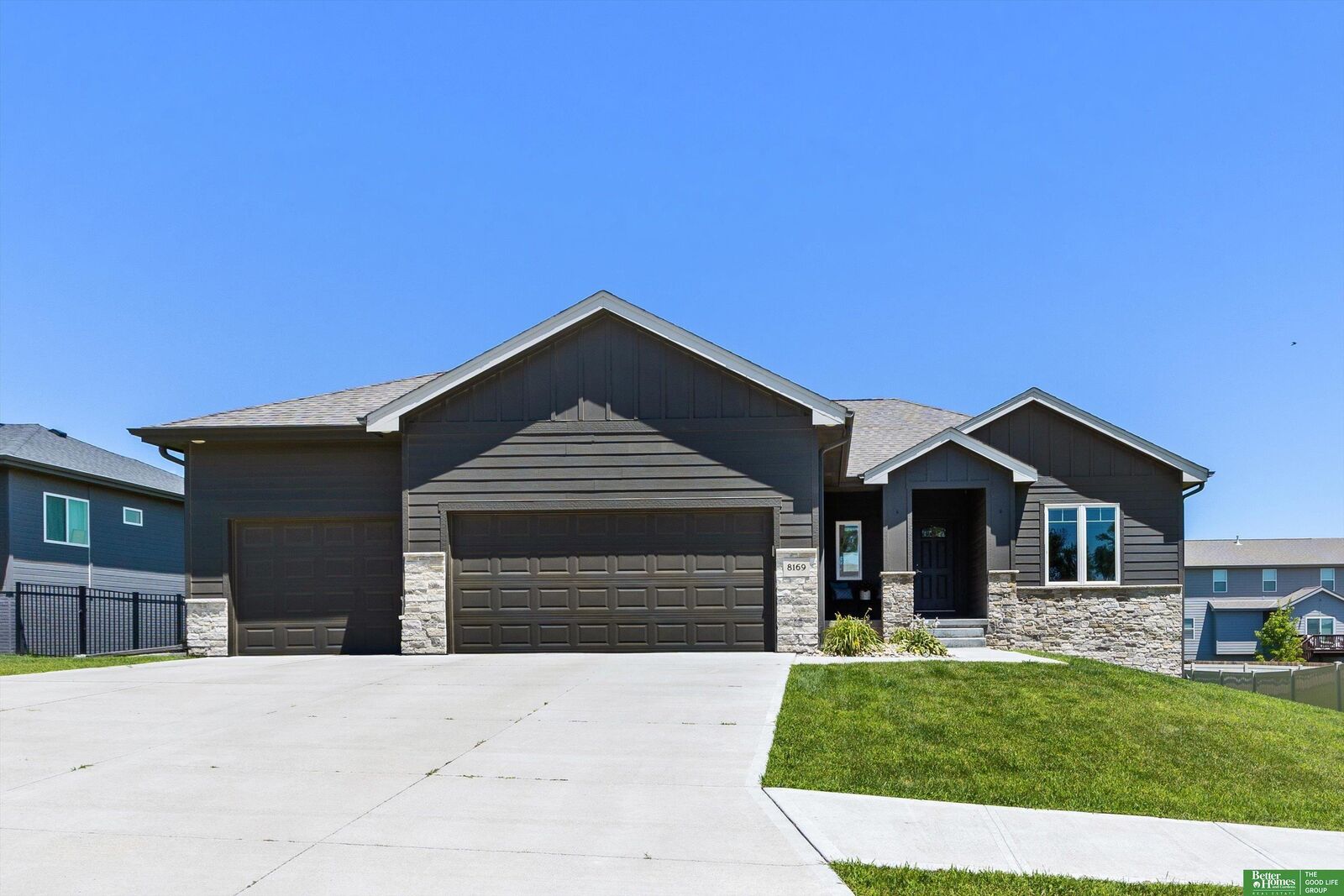 Property Photo: 8169 S 185th Street NE 68136