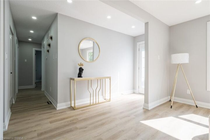 Photo de la propriété: 47 Uplands Drive Upper ON N3R 6H5