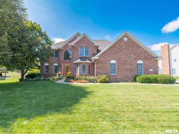 10511 N Osage Court  Peoria IL 61615 photo