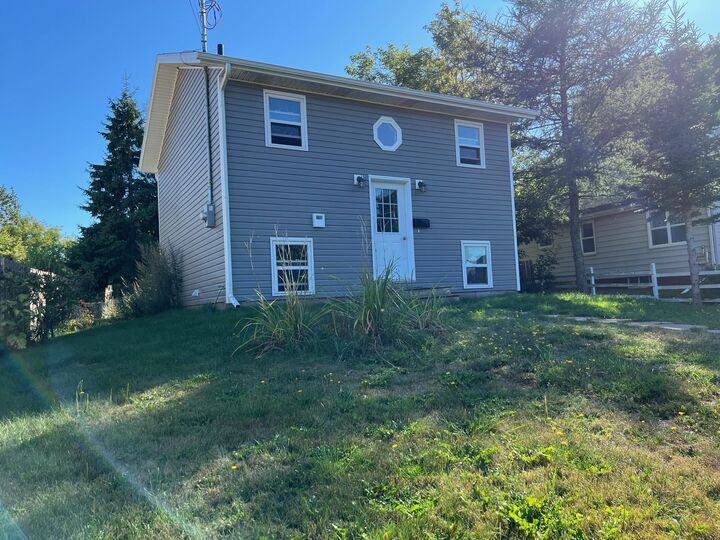 Property Photo:  57 East Drive  PE C1N 4E3 