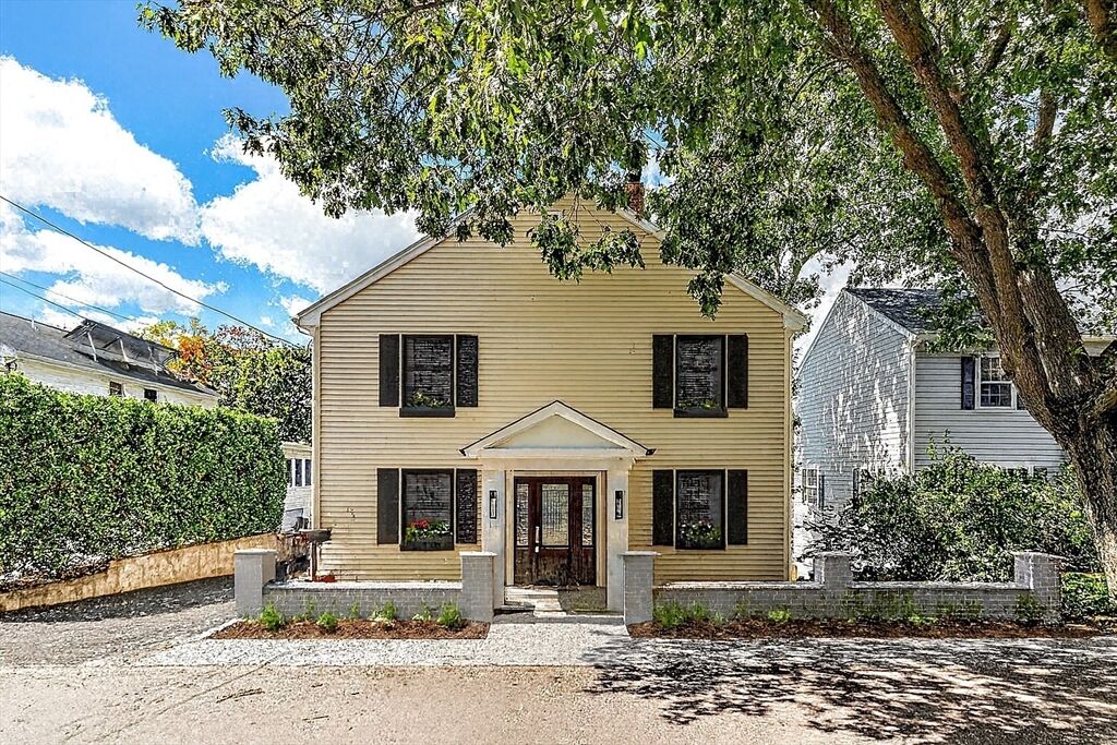 Property Photo: 9 Sampson Ave MA 01907