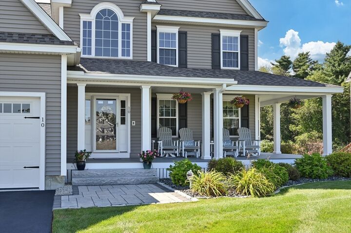 Property Photo: 10 Poplar Hill Circle MA 01860
