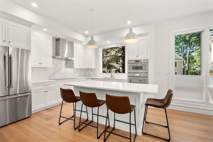 Property Photo: 400 Hunnewell St 103 MA 02494