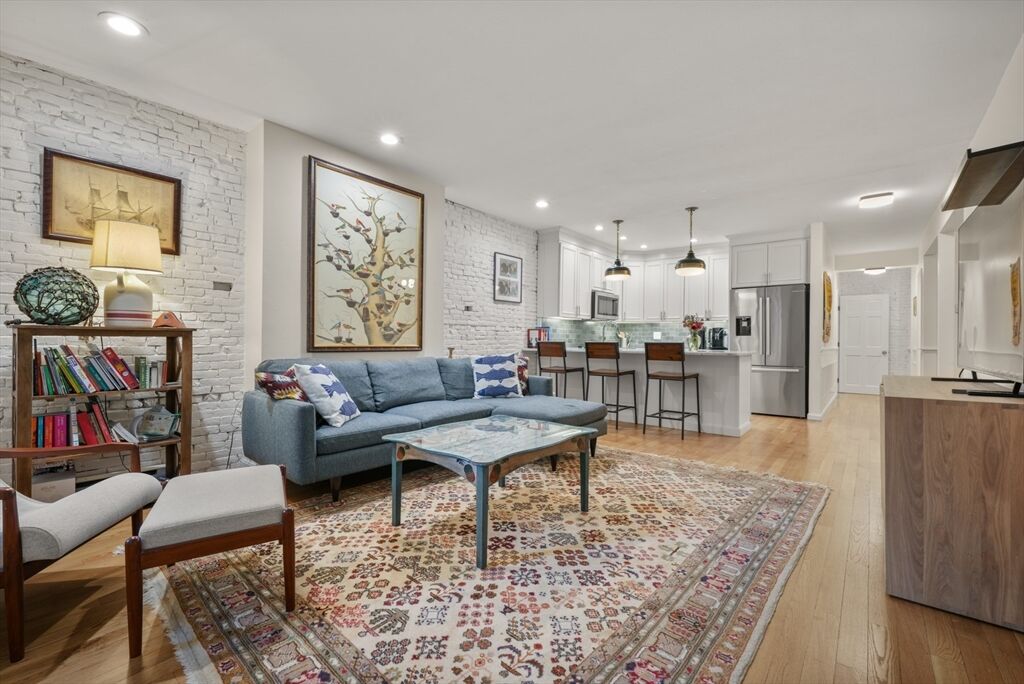 Property Photo:  451 Shawmut Avenue 1  MA 02118 