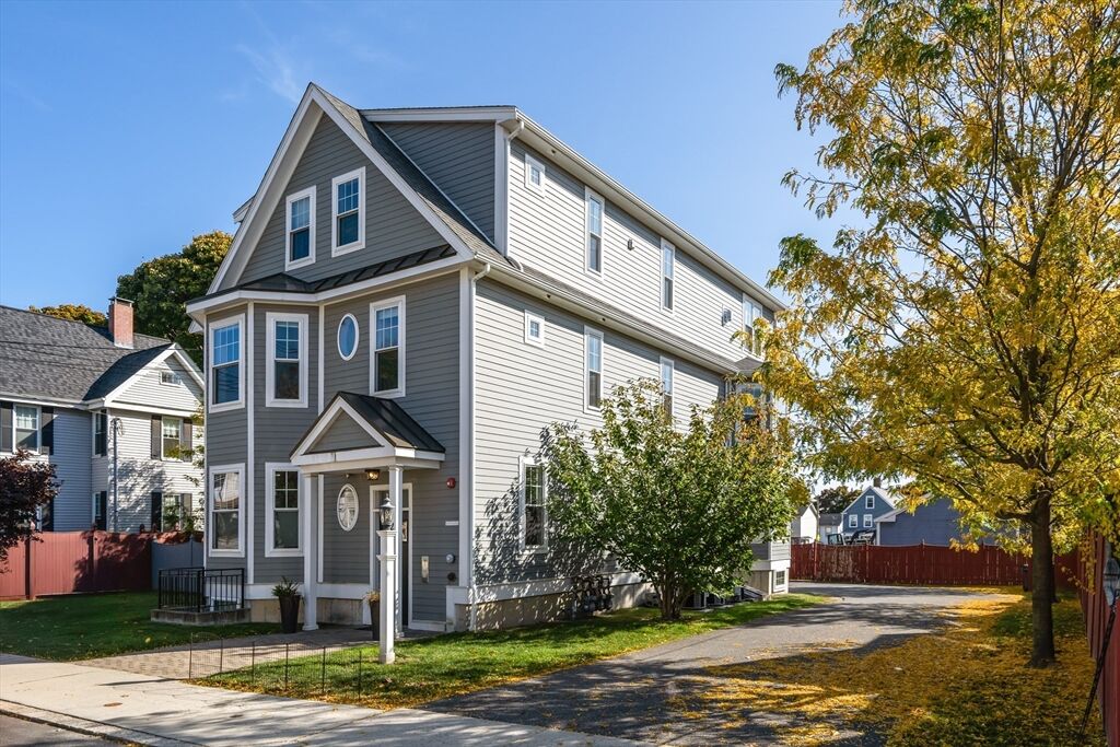 Property Photo:  22 Chickatawbut Street U2  MA 02122 