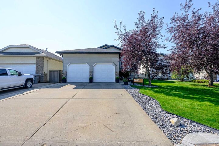 Property Photo: 9013 128 Avenue AB T8X 8C7
