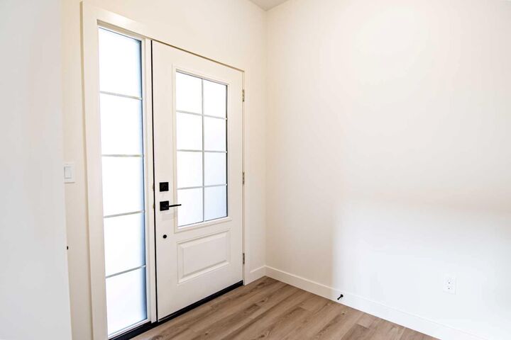 Property Photo:  202 Livingston Close  AB T4R 0S8 