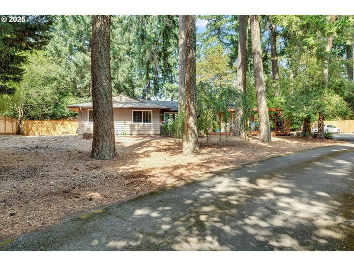 Property Photo:  8815 SW Oleson Rd  OR 97223 