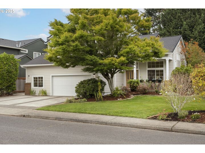 Property Photo: 3312 NW 116th Way WA 98685