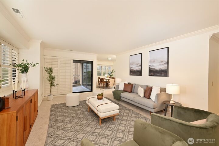 Property Photo: 1301 Spring Street 6D WA 98104
