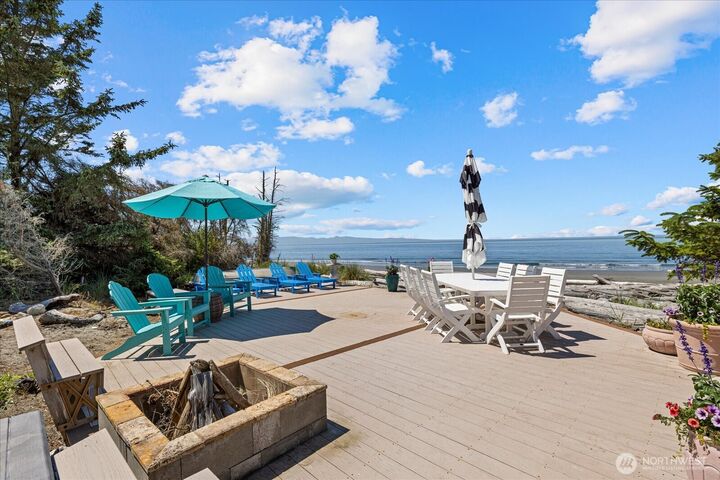 Property Photo: 4951 Surfcrest Drive WA 98277