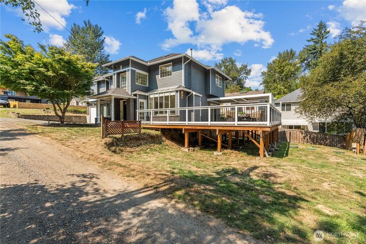 Property Photo: 17634 118th Avenue SE WA 98058