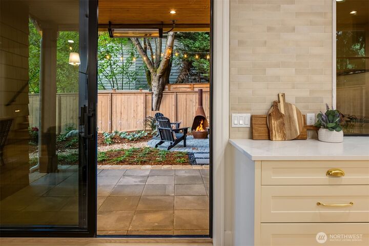 Property Photo: 2012 9th Street W WA 98033