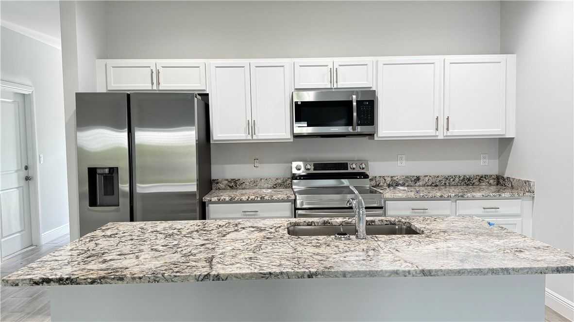 Property Photo: 1195 13th Avenue SW FL 32962